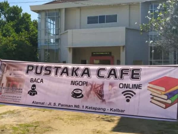 Tingkatkan Minat Baca, DKPD Ketapang Hadirkan Pustaka Cafe 1
