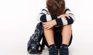 Harus Bagaimana ketika Anak Menangis saat Mau ke Sekolah?