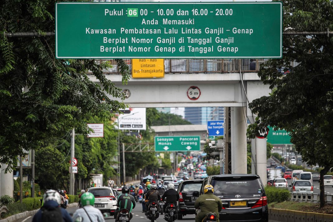 Ingat! Mulai Besok Ganjil Genap Diterapkan di 25 Ruas Jalanan Jakarta, Ini Daftarnya