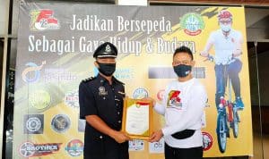 Polisi Malaysia Terima Penghargaan dari Wali Kota Pontianak 3