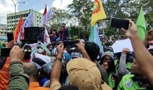 Aliansi Buruh Sayangkan Sikap DPRD Kalbar Soal Omnibus Law Cipta Kerja 7