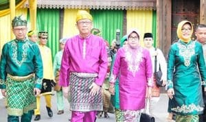 Gubernur Sutarmidji dan istri saat menghadiri perayaan Hari Jadi Pontianak ke-248