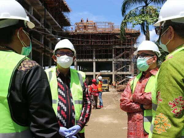Gubernur Kalbar dan Sekjen Kemenkes Tinjau Pembangunan Gedung Baru RSUD Soedarso Pontianak