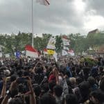 Ribuan Massa di Kalbar Tolak Omnibus Law Ciptaker 16