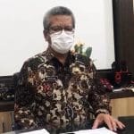 Kepala Dinas Kesehatan Provinsi Kalbar, Harisson saat mengumumkan perkembangan Covid-19 di Kalbar