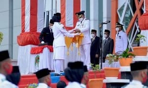 Bupati Ketapang Martin Rantan Pimpin Upacara HUT ke-76 Kemerdekaan RI