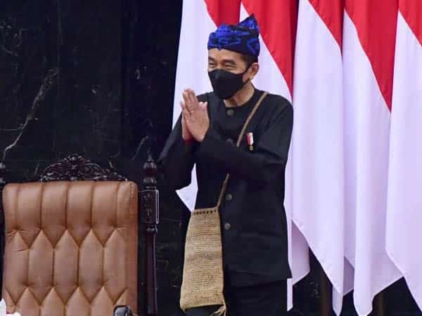 Pakai Baju Adat Baduy, Presiden Jokowi Sampaikan Pidato Kenegaraan dalam Sidang Tahunan MPR 2021