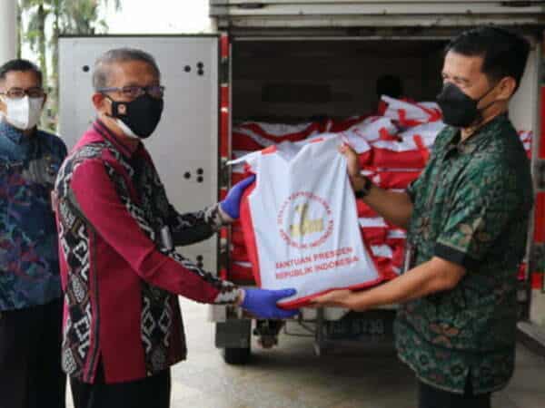 Pemprov Kalbar Terima Bantuan Beras dari Presiden Jokowi