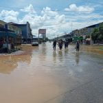 Banjir Terjang Melawi, Jalan Nasional Tergenang 16