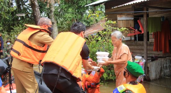 Midji Minta Masyarakat Segera Mengungsi: Banjir Semakin Tinggi