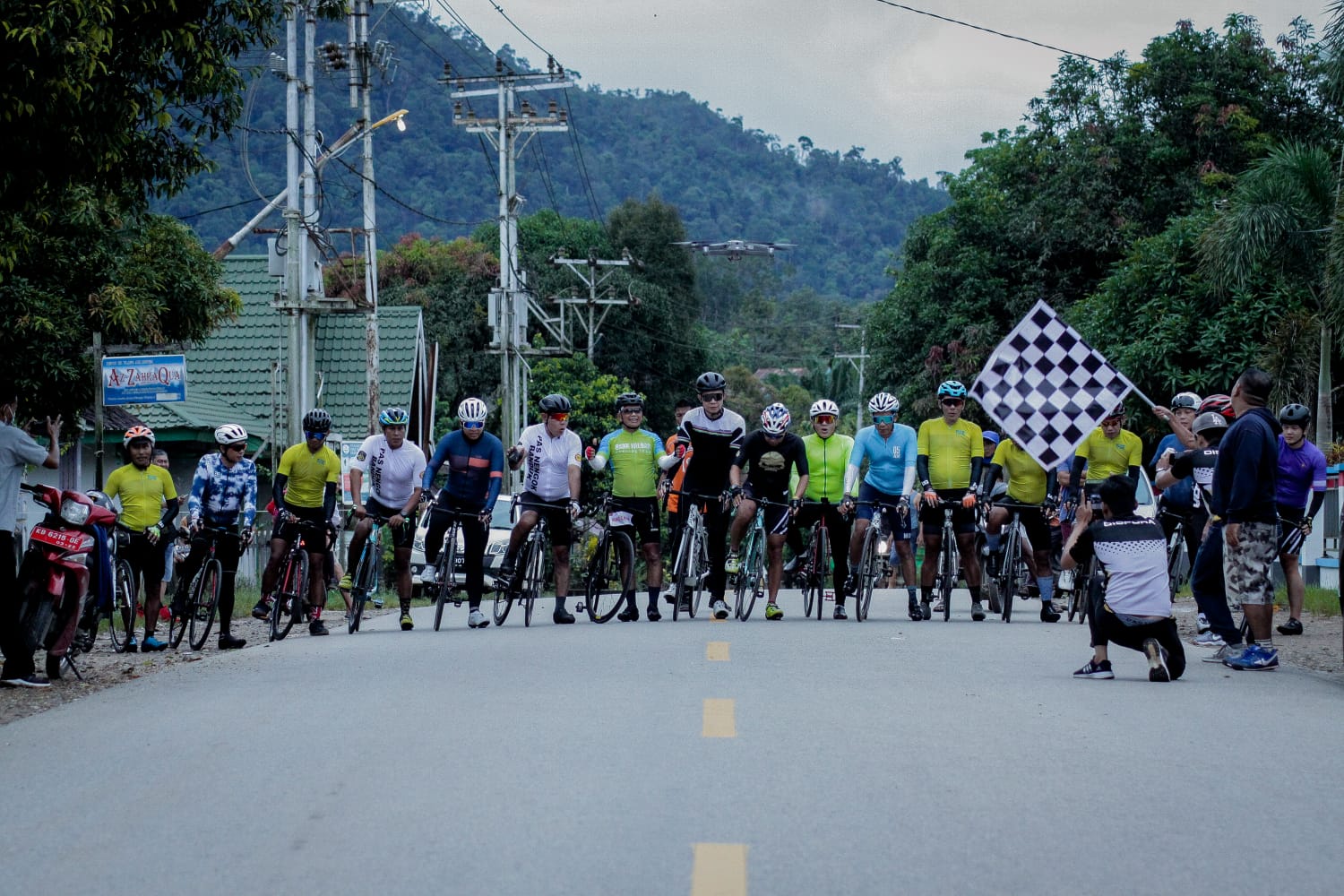 Lima Komunitas Sepeda Road Bike Kalbar Gowes Tour de Kalteng Rayakan Hari Jadi Pontianak ke-250 1