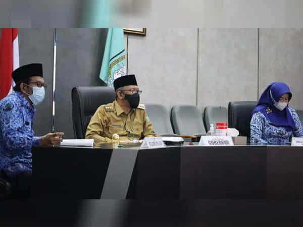 Gubernur Sutarmidji Terima DIPA dan TKDD 2022 dari Presiden Jokowi