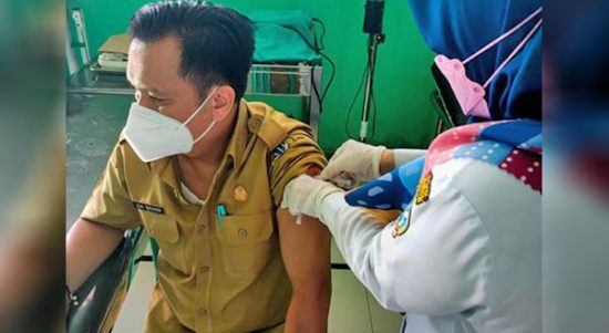 Pontianak Mulai Vaksinasi Booster untuk Lansia Besok