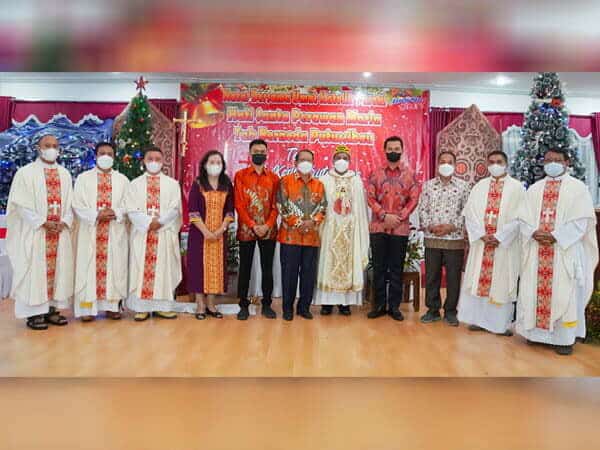 Fransiskus Diaan Terharu Natal Bersama Perdana di Pendopo Bupati Kapuas Hulu