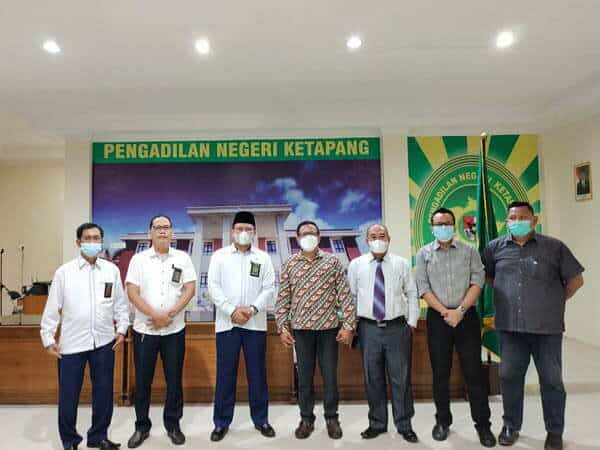 Jalin Kerjasama Layanan Posbakum Dengan LBH Borneo Tanjungpura Indonesia, PN Ketapang Harap Akses Pencari Keadilan Semakin Luas 2
