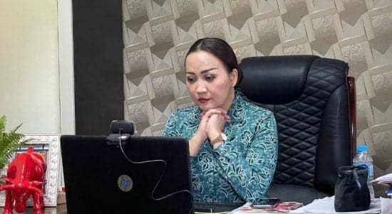 Ketua Komisi I DPRD Provinsi Kalbar Angeline Fremalco