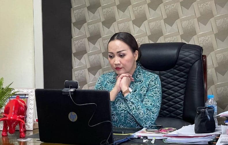 Ketua Komisi I DPRD Provinsi Kalbar Angeline Fremalco