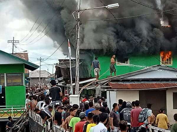 Kantor Desa Dalam Selimbau Terbakar, Diduga Korsleting Listrik