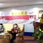 Sekda Kapuas Hulu Mohd Zaini memberikan sambutannya saat menghadiri Forum Konsultasi Publik Rancangan Awal RKPD Kabupaten Kapuas Hulu tahun 2023