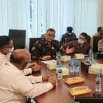 Anggota DPRD Kota Pontianak Zulfydar Zaidar Mochtar bersama sejumlah Anggota DPRD Kota Pontianak lainnya melakukan pertemuan dengan pihak PT Wilmar terkait ketersediaan minyak goreng
