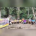Dukung Kemandirian Ekonomi Masyarakat Desa Mekar Jaya, CMI Salurkan Bantuan Ternak Kambing