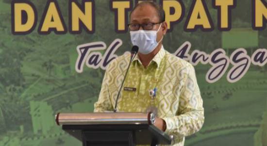Kepala Dinas Kesehatan Provinsi Kalbar Hary Agung Tjahyadi memberikan sambutannya dalam Rakor Perangkat Daerah Bidang Kesehatan Provinsi Kalbar