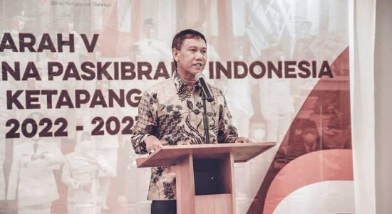 Wakil Bupati Ketapang Farhan saat menyampaikan sambutan dalam Pelantikan Pengurus PPI Kabupaten Ketapang 2022-2027