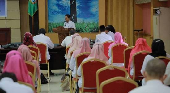 Wakil Wali Kota Pontianak Bahasan membuka Bimtek SPIP Terintegrasi Pemkot Pontianak.