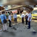 Wali Kota Singkawang Tjhai Chui Mie meninjau kondisi Pasar Beringin Singkawang yang akan direvitalisasi