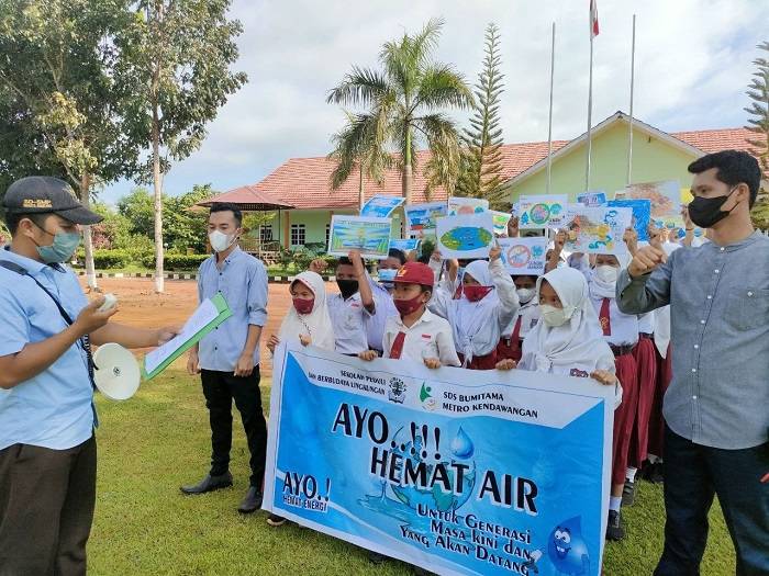 SD Swasta Bumitama Metro Kendawangan Kempanyekan Konservasi Air, Arjuna: Air Bekas Cuci Tangan Dimanfaatkan untuk Membersihkan Toilet 1