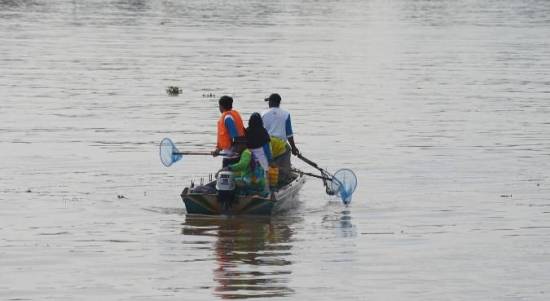 Hari Air Sedunia 2022, Edi Rusdi Kamtono: Jangan Buang Sampah di Parit atau Sungai 1