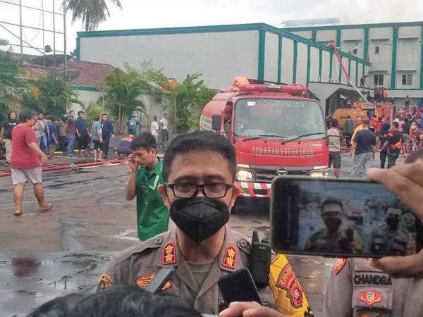 Polisi Dalami Penyebab Kebakaran Hotel Borneo Emerald Ketapang