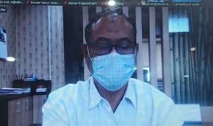 Kepala Dinas Kesehatan Provinsi Kalbar Hary Agung Tjahyadi saat memimpin rakor virtual percepatan vaksinasi Covid-19 di Kalimantan Barat