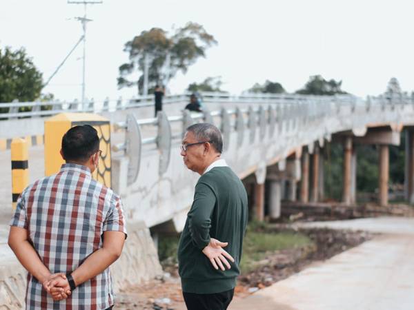 Telan Anggaran Rp32 Miliar Lebih, Jembatan Korek Buka Keterisoliran Desa