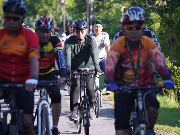 Edi Kamtono Kampanyekan Gerakan Bersepeda untuk Kurangi Polusi