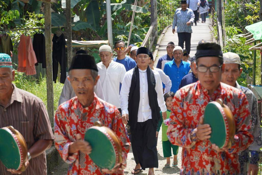 Wakil Bupati Kapuas Hulu, Wahyudi Hidayat saat menghadiri silaturahmi Majelis Ta'lim Qurba se-Kecamatan Hulu Gurung di Desa Nanga Yen, Sabtu (11/06/2022). (Foto: Istimewa)