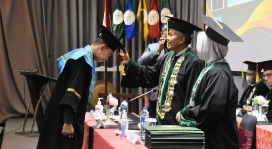 Acara Wisuda Sarjana II Universitas Nahdlatul Ulama Kalimantan Barat (UNU Kalbar) tahun 2022 ini berlangsung di Hotel Golden Tulip Pontianak, Sabtu (25/06/2022). (Foto: Istimewa)