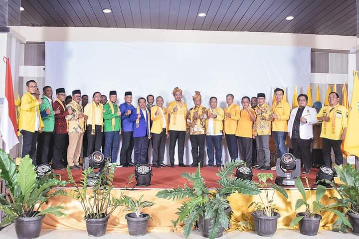 Bupati Ketapang, Martin Rantan, saat menghadiri Rapat Kerja Daerah (Rakerda) DPD Partai Golkar Kabupaten Ketapang, di Hotel Aston Ketapang, Sabtu (02/07/2022). (Foto: Istimewa)