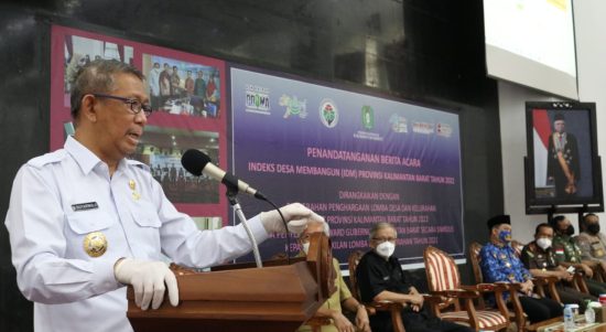Gubernur Kalbar Sutarmidji memberikan sambutannya pada acara penandatanganan Berita Acara Indeks Desa Membangun Provinsi Kalbar tahun 2022 (Foto: Biro Adpim For KalbarOnline.com)