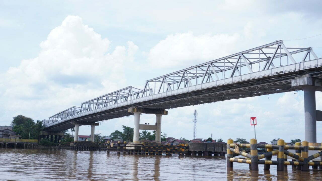 Jembatan Kapuas I, Kota Pontinak. (Foto: Istimewa)