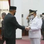 Gubernur Kalbar, Sutarmidji melantik secara resmi Wakil Bupati Sintang, Melkianus, Sabtu tanggal 13 Agustus 2022. (Foto: Istimewa)