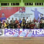 Turnamen Futsal Piala Kapuas Hulu Hebat Tahun 2022 antar instansi se-Kabupaten Kapuas Hulu ditutup secara resmi, Minggu (14/08/2022) malam.