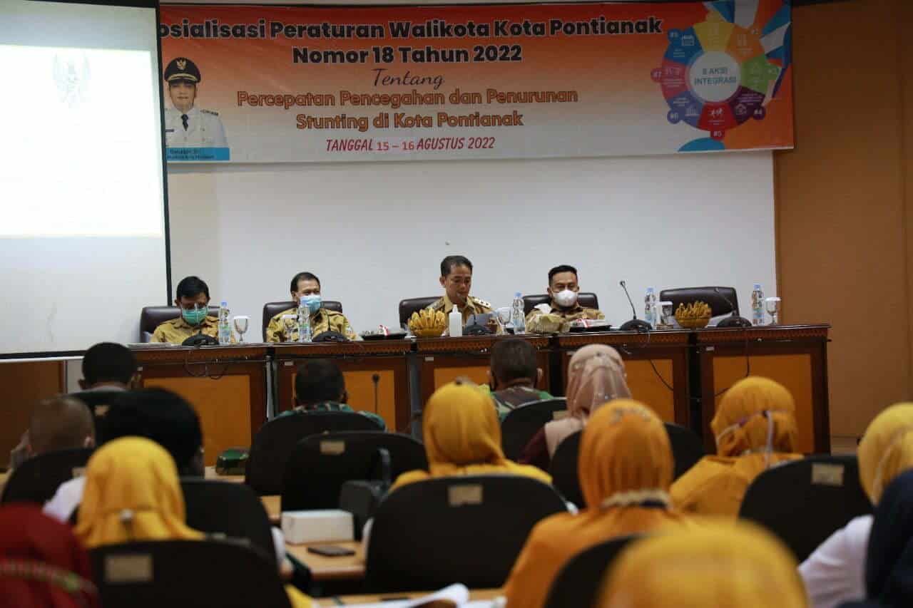 Wakil Wali Kota Pontianak, Bahasan membuka kegiatan sosialisasi Perwa Nomor 18 Tahun 2022 tentang Percepatan Pencegahan dan Penurunan Stunting. (Prokopim For KalbarOnline.com)