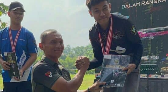 Muhammad Arvin Rajendra Hafizh sukses membawa pulang 4 gelar pada Kejuaraan Menembak Nasional Perkasa Cup yang digelar di Lapangan Tembak Markas Divif 1 Kostrad Cilodong, Kota Depok, Minggu (14/08/2022). (Foto: Istimewa)
