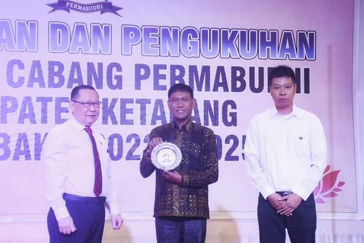 Acara pelantikan Pengurus Cabang Persatuan Umat Buddha Indonesia Ketapang (PC Permabudhi), di Hotel Grand Zuri Ketapang, Minggu (04/09/2022). (Foto: Adi LC/KalbarOnline.com)