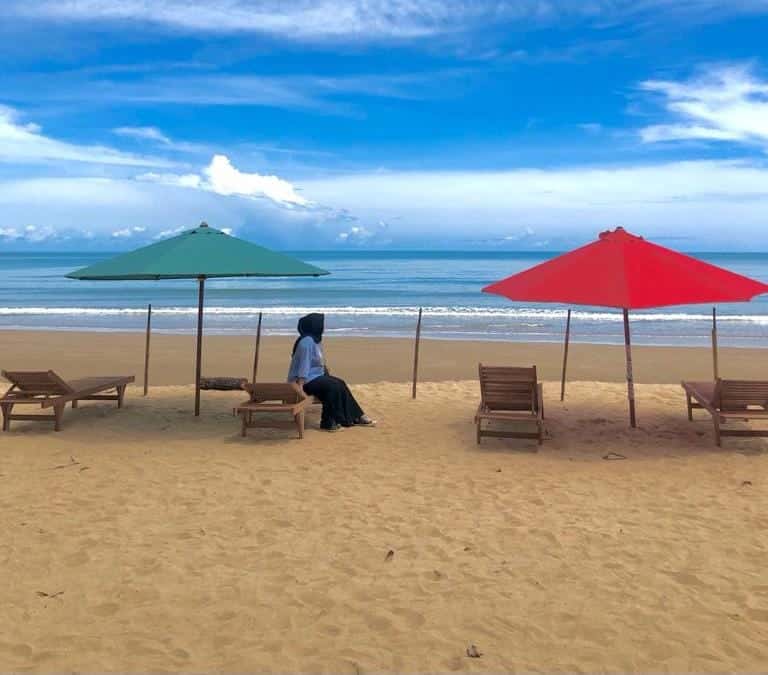 Objek wisata Pantai Temajuk, Kabupaten Sambas. (Foto: Jauhari)