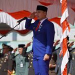 Wakil Bupati Kapuas Hulu, Wahyudi Hidayat menjadi inspektur upacara Peringatan Hari Kesaktian Pancasila Tahun 2022 di lingkup Pemerintah Kabupaten Kapuas Hulu. (Foto: Ishaq)