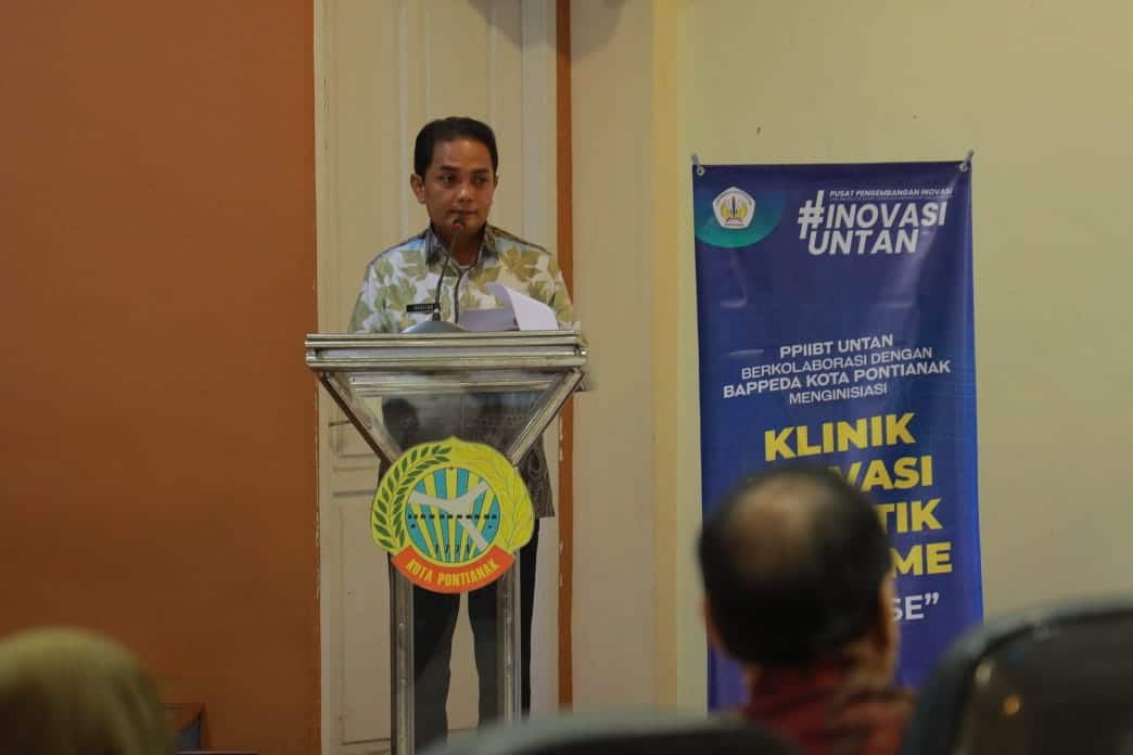 Wakil Wali Kota Pontianak, Bahasan memberikan sambutan pada kegiatan Coaching Clinic Inovator. (Foto: Prokopim For KalbarOnline.com)
