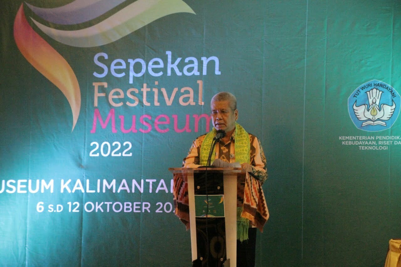Sekda Kalbar, Harisson memberikan kata sambutan pada peringatan Hari Museum Indonesia dan HUT Museum Provinsi Kalbar. (Foto: Biro Adpim For KalbarOnline.com)