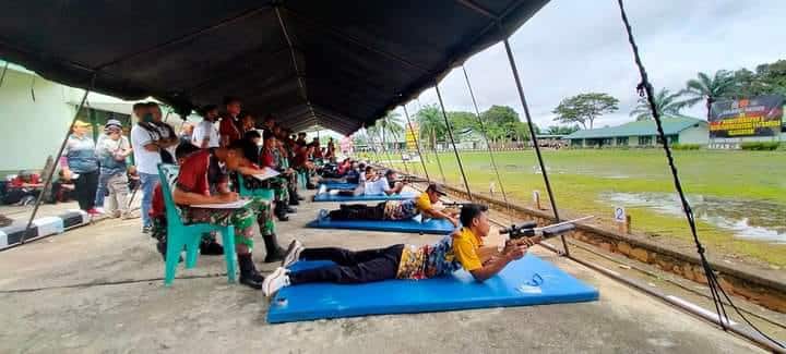 58 peserta dari berbagai klub dan daerah mengikuti mejuaraan menembak Melawi Cup 2022. (Foto: Bahrum Sirait)